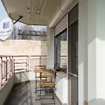 Center Artistic Nest * 바르나