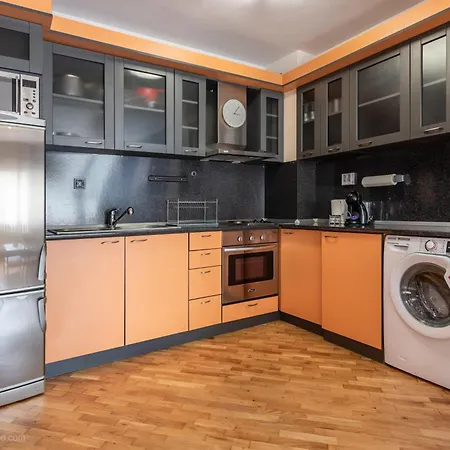 Appartamento Burov - Artistic In The Heart Of Suitable For Up To 4 Guests Varna