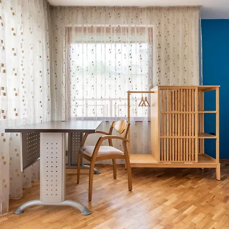 Appartamento Burov - Artistic In The Heart Of Suitable For Up To 4 Guests Varna