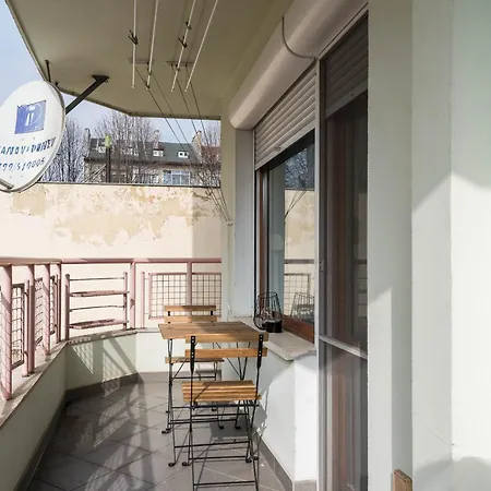 Center Artistic Nest * Varna